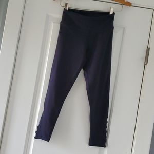 Victoria Secret Sport capri workout/yoga legging!